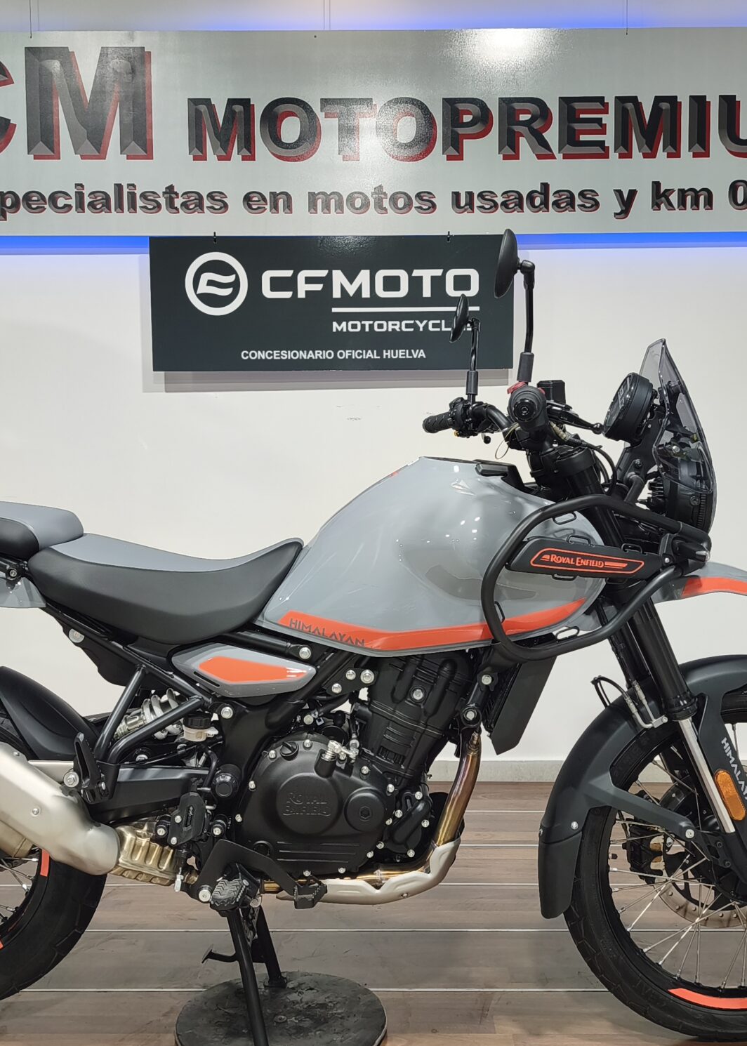 ROYAL ENFIELD HIMALAYAN 450 VERSIÓN 2025