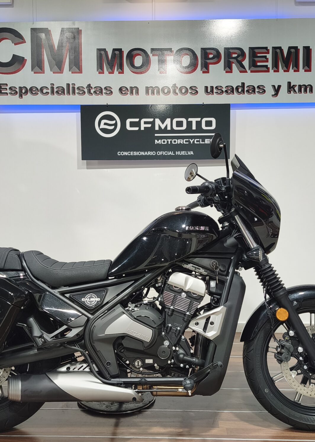 MOTO MORINI CALIBRO BAGGER 700