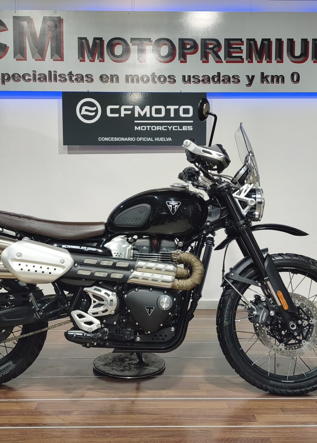 TRIUMPH SCRAMBLER 1200 X